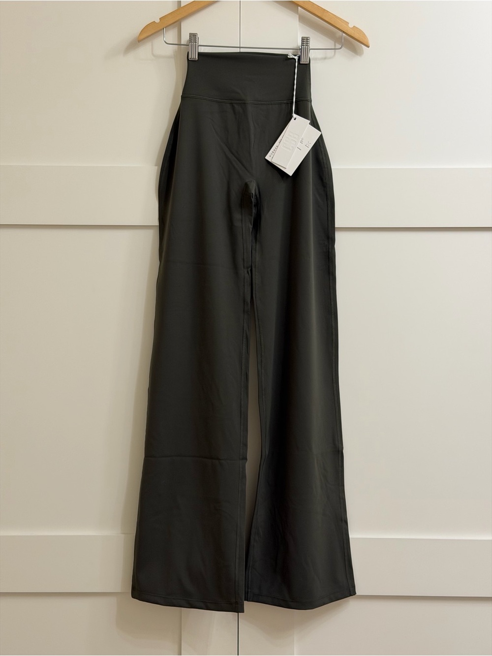 CSB Fade Everyday Pants in Deep Olive, Size X-Small - Picture 4 of 8
